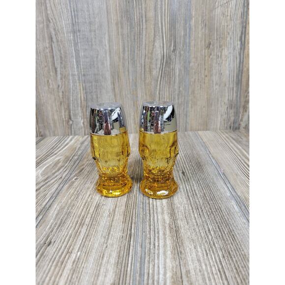 Vintage Amber Salt Pepper Shakers, Georgian Anchor Hocking - Picture 1 of 4